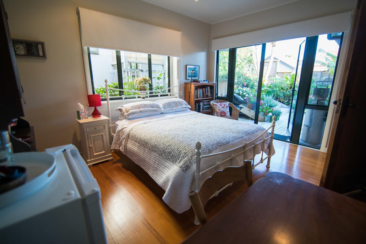 Terry And Cindy'S Bed And Breakfast Auckland Ngoại thất bức ảnh